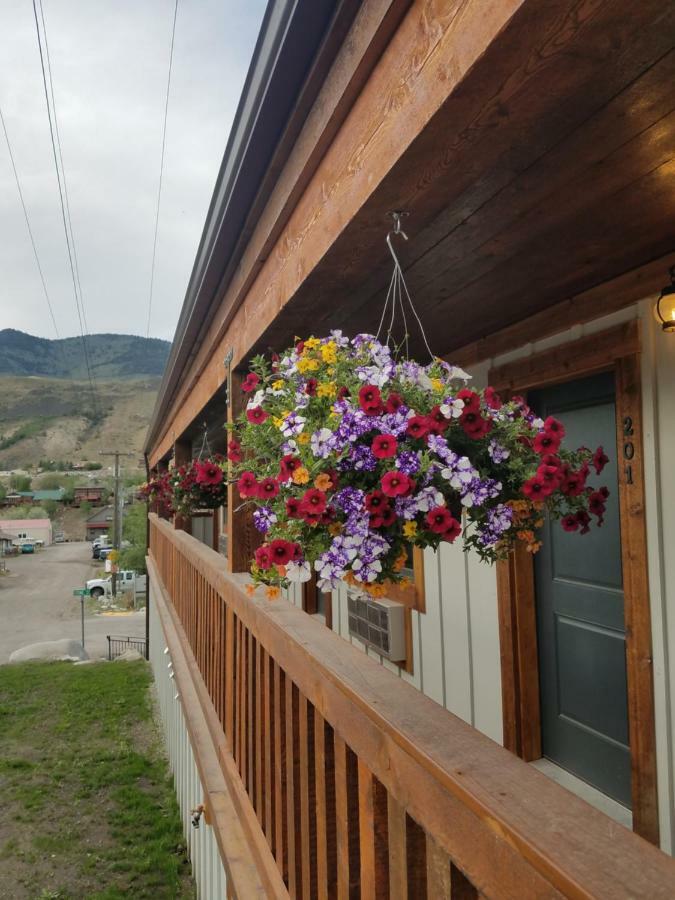 406 Lodge At Yellowstone ガーディナー エクステリア 写真